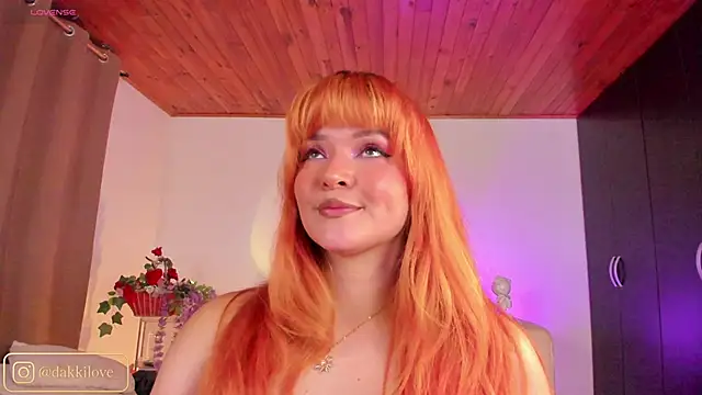 Snapshot of DAKOTA_LOVEE chatting on February 13, 7:15 am DAKOTA LOVEE online show from February 13, 7:15 am