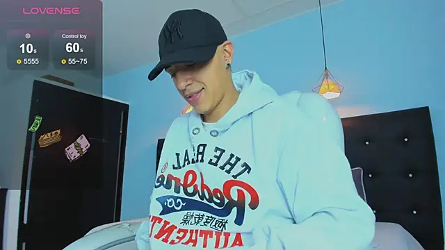 Lobo 17  online show from November 13, 3:49 am