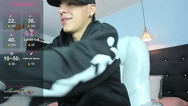 Lobo 17  online show from November 25, 3:50 am