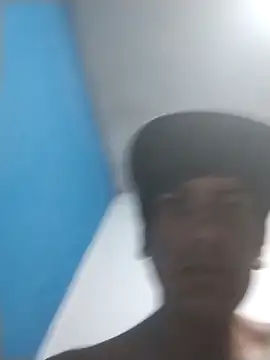 Snapshot of davicitos chatting on April 16, 1:50 am davicitos online show from April 16, 1:50 am