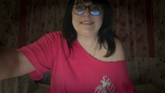 Snapshot of StellarTeam chatting on January 9, 9:27 pm StellarTeam online show from January 9, 9:27 pm