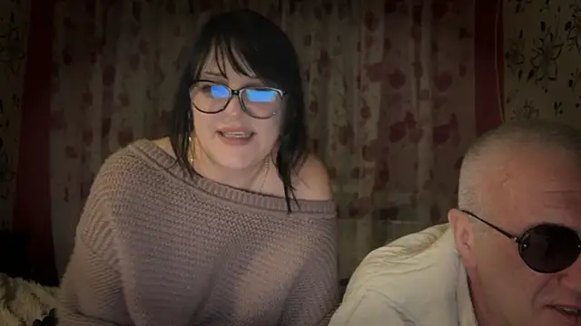 Snapshot of StellarTeam chatting on February 4, 9:31 pm StellarTeam online show from February 4, 9:31 pm