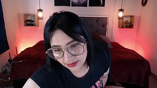 emily leinner online show from November 8, 2:50 pm