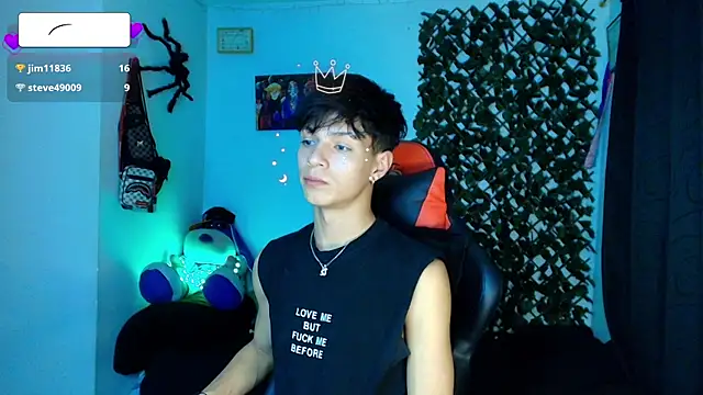 Snapshot of twink_sebas_ chatting on February 11, 5:16 am twink sebas online show from February 11, 5:16 am