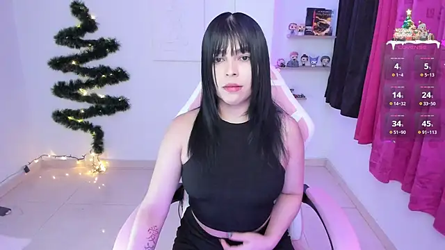 Snapshot of misshoneyxxx chatting on December 28, 11:59 pm misshoneyxxx online show from December 28, 11:59 pm