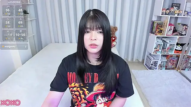 Snapshot of misshoneyxxx chatting on January 13, 4:18 am misshoneyxxx online show from January 13, 4:18 am