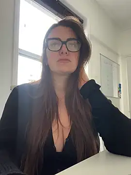 Snapshot of Miss_Stassi chatting on March 11, 9:24 am Miss Stassi online show from March 11, 9:24 am