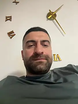 Snapshot of 235BABIKO235 chatting on February 9, 12:28 am 235BABIKO235 online show from February 9, 12:28 am