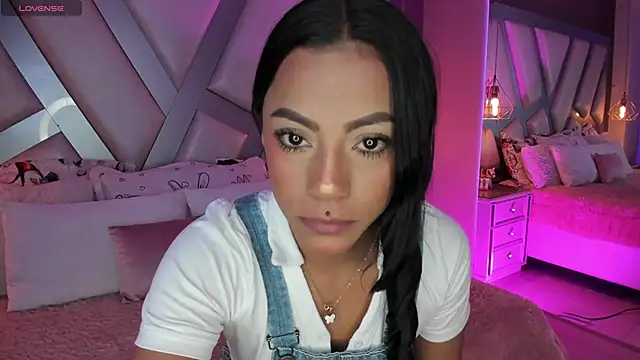 Amber villalobos  online show from October 10, 3:49 am