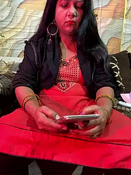 Tameesh sexy mistress online show from January 8, 5:15 pm