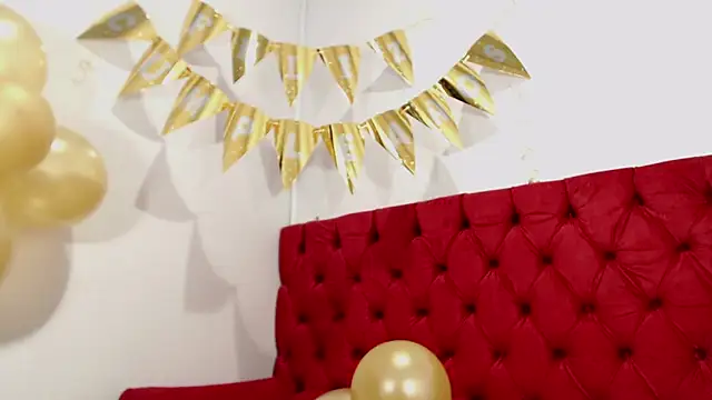 CarolineBrunx online show from January 22, 6:10 am