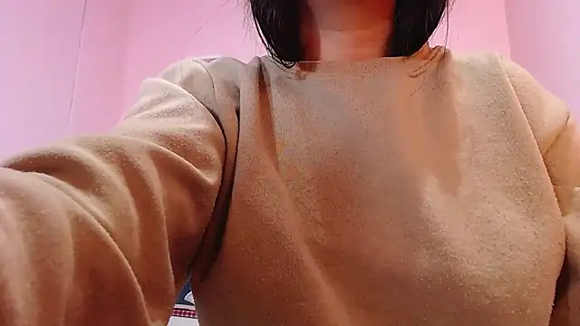 CarolineBrunx online show from February 26, 11:41 am