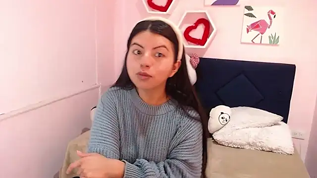 CarolineBrunx online show from February 26, 2:57 pm