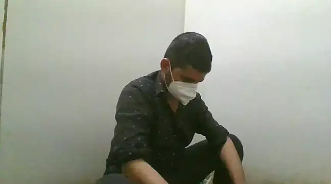 Ishan003 online show from February 6, 1:21 pm