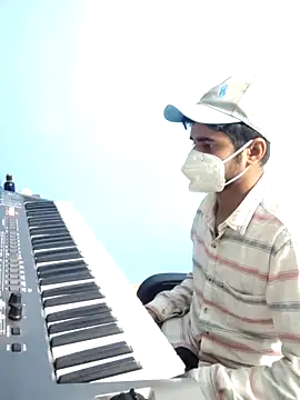 Ishan003 online show from December 15, 2:21 pm