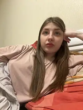 Snapshot of sexyy_girl_ chatting on November 5, 2:28 pm sexyy girl online show from November 5, 2:28 pm