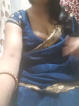 Snapshot of Bhabhi_desi12 chatting on September 10, 4:07 pm Bhabhi desi12 online show from September 10, 4:07 pm