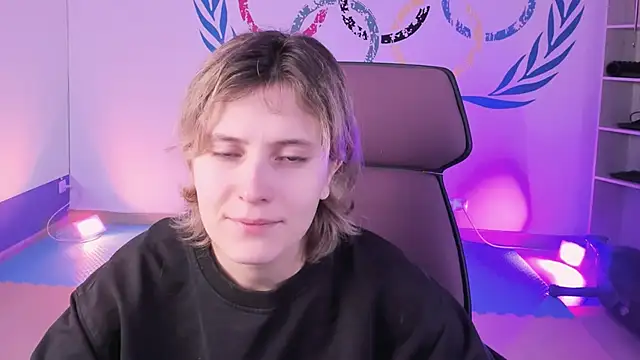 LolaAsmus online show from December 24, 5:05 am