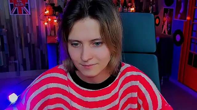 LolaAsmus online show from January 8, 11:10 am