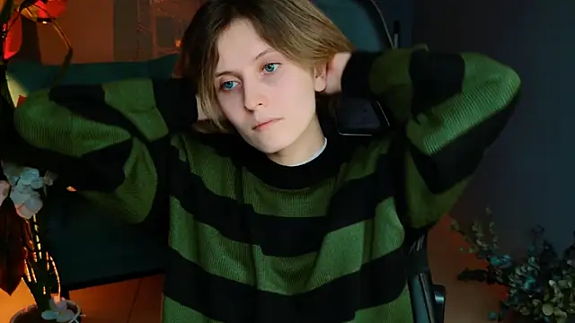 LolaAsmus online show from February 21, 1:11 pm