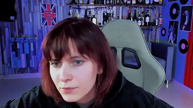 LolaAsmus online show from March 22, 2:25 pm