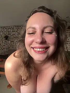 Yanacool007 online show from November 6, 8:04 am