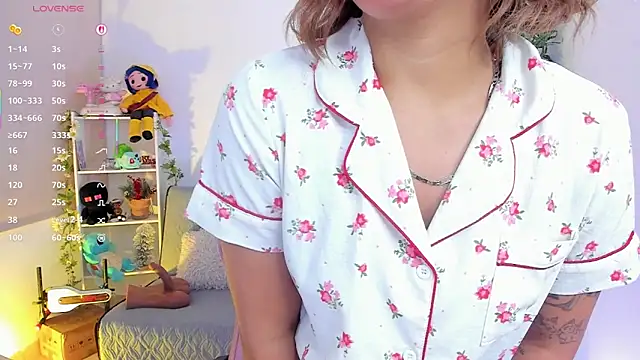 natty romanof 18 online show from March 2, 11:28 am