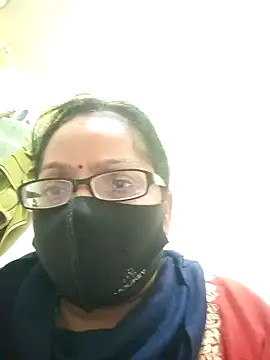 Snapshot of heenage chatting on December 24, 5:34 pm heenage online show from December 24, 5:34 pm