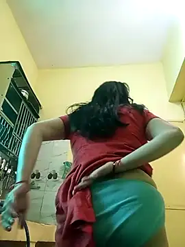 Snapshot of heenage chatting on December 28, 5:23 am heenage online show from December 28, 5:23 am