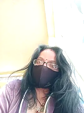 Snapshot of heenage chatting on January 13, 9:41 am heenage online show from January 13, 9:41 am