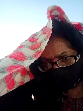 Snapshot of heenage chatting on January 18, 10:06 am heenage online show from January 18, 10:06 am