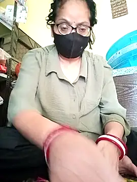 heenage online show from April 9, 8:31 am