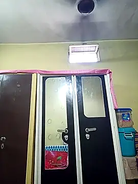 heenage online show from April 16, 4:13 am