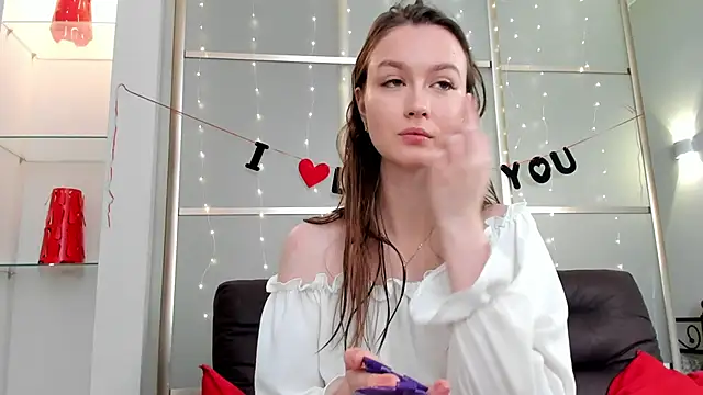 Emma Flin online show from June 20, 7:22 am