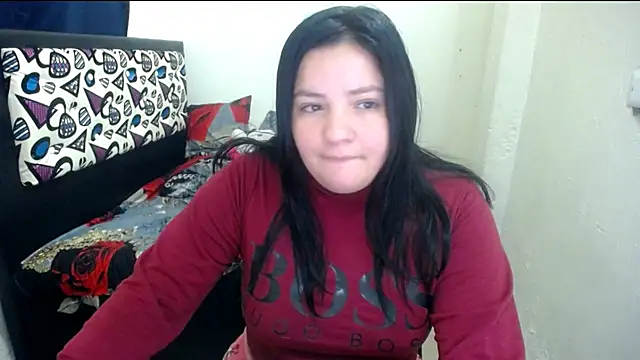 Snapshot of shopyymessyy chatting on February 14, 9:11 pm shopyymessyy online show from February 14, 9:11 pm