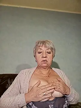 Snapshot of AnjelElinor chatting on October 8, 12:03 pm AnjelElinor online show from October 8, 12:03 pm