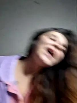 Snapshot of luuhcat09 chatting on November 12, 4:57 am luuhcat09 online show from November 12, 4:57 am