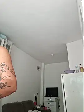 Snapshot of luuhcat09 chatting on November 14, 7:01 pm luuhcat09 online show from November 14, 7:01 pm