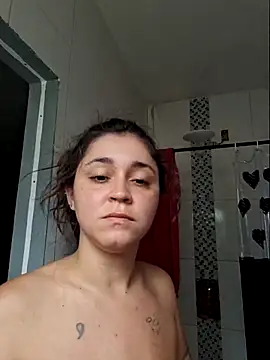 Snapshot of luuhcat09 chatting on November 16, 3:17 pm luuhcat09 online show from November 16, 3:17 pm