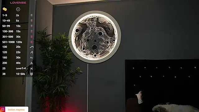 jordan mayers02 online show from February 15, 9:08 am