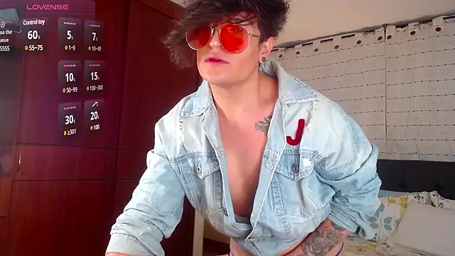 Hornymoan online show from February 8, 1:22 am