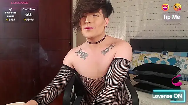 Hornymoan online show from November 10, 10:42 pm