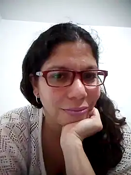 Carliina Soussa online show from February 6, 10:00 pm