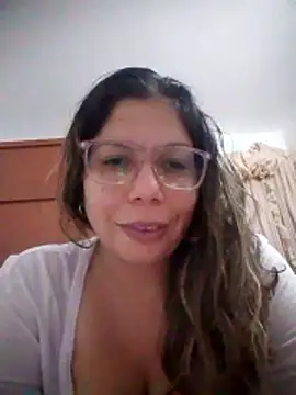 Snapshot of Carliina_Soussa chatting on January 6, 11:18 pm Carliina Soussa online show from January 6, 11:18 pm