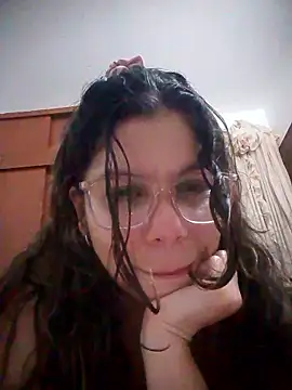 Snapshot of Carliina_Soussa chatting on January 7, 11:29 pm Carliina Soussa online show from January 7, 11:29 pm