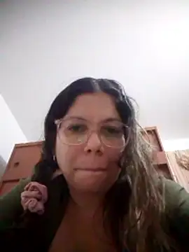 Snapshot of Carliina_Soussa chatting on January 9, 10:22 pm Carliina Soussa online show from January 9, 10:22 pm