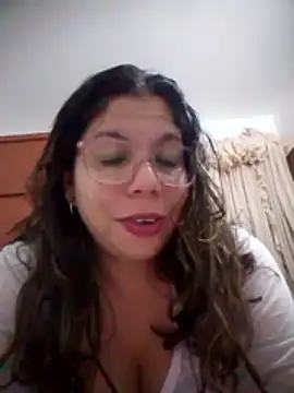 Snapshot of Carliina_Soussa chatting on January 12, 2:28 am Carliina Soussa online show from January 12, 2:28 am