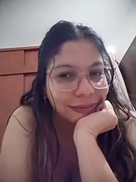 Carliina Soussa online show from May 16, 12:40 am