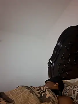 bigboytoy912 online show from April 4, 6:00 am