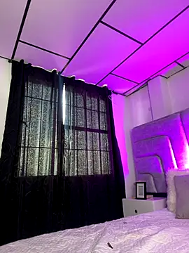 ZoeJohnsoon online show from September 17, 3:24 pm